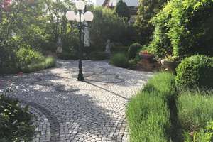 Am Waldrand gelegenes Einfamilienhaus mit ELW und parkähnlichem Garten – Die vollständige Adresse der Immobilie erhältst du vom Anbieter., 84028 Wolfgang, Landshut – Vorschaubild 4