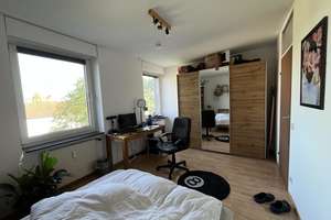 ANFRAGESTOPP - Zuhause mit zwei Zimmern und Balkon in Saarbrücken mit viel Nachmittagssonne – Die vollständige Adresse der Immobilie erhältst du vom Anbieter., 66113 Malstatt, Saarbrücken – Vorschaubild 4