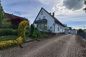 Familienidylle pur: Ein- bzw. Zweifamilienhaus mit wunderschönem Garten – Die vollständige Adresse der Immobilie erhältst du vom Anbieter., 86500 Kutzenhausen – Vorschaubild 5
