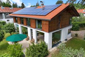 "Klarheit, Weite, Raum - Großzügiges Familienhaus 
in Toplage Oberhaching" – Die vollständige Adresse der Immobilie erhältst du vom Anbieter., 82041 Oberhaching – Vorschaubild 3