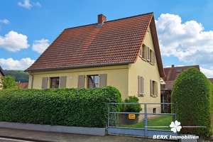 BERK Immobilien – Wohnen mit Urlaubsfeeling: Gemütliches Einfamilienhaus mit idyllischem Garten in W – 63939 Wörth am Main – Vorschaubild 5