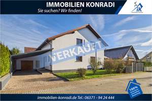IK | Hütschenhausen: Einfamilienhaus in begehrter Lage mit Garten – Die vollständige Adresse der Immobilie erhältst du vom Anbieter., 66882 Hütschenhausen – Vorschaubild 1