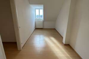 Hochwertige 3-Zimmer-Maisonette mit Loggia, Schwedenofen & Einbauküche in Toplage Ingolstadts – Ludwigstr. 14, 85049 Mitte, Ingolstadt – Vorschaubild 5