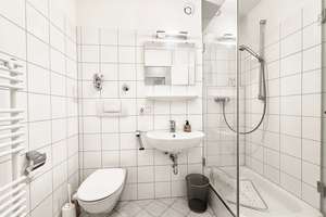 Mitten in München: Bezugsfreie Wohnung mit Balkon in begehrter Maxvorstadtlage – Amalienstraße 89, 80799 Universität, München – Vorschaubild 7