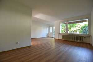 KUNZE: renoviertes Reihenmittelhaus mit 6 Zimmern und einer Garage in Arnum – Hannover (Kreis) – Vorschaubild 1
