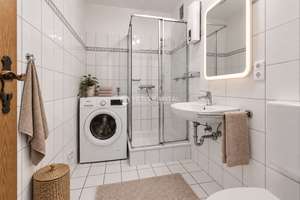 RENOVIERTE 3-ZIMMER-WOHNUNG MIT BALKON UND AUFZUG IN KÖLN ALTSTADT-SÜD +PROVISIONSFREI+ – 50676 Altstadt/Süd, Köln – Vorschaubild 6