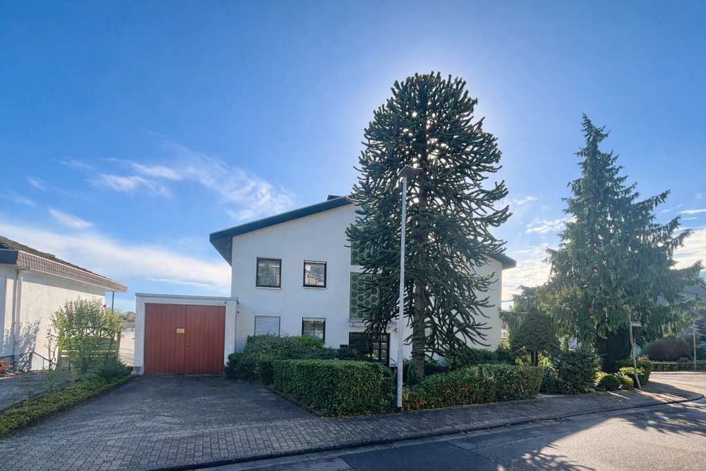 Immobilie in Bad Bergzabern - Gemütliche Dachgeschosswohnung mit großartigem Panoramablick! - Bild 2