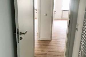 ***Neuwertig! Gut geschnittene 2­ Zi.­ Wohnung mit Stellplatz im Hof*** – Am Schloßpark 102, 65203 Biebrich, Wiesbaden – Vorschaubild 2