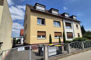 Wohnensemble aus Mehrfamilienhäusern und zwei Einfamilienhäusern mit Garage und Stellplätzen – 60435 Eckenheim, Frankfurt am Main – Vorschaubild 3