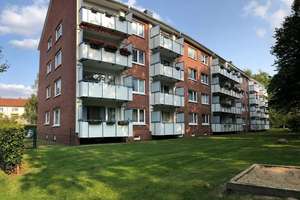 Schöne 3-Zimmer Wohnung mit Balkon ab dem 15. Oktober 2026 in ruhiger, grüner Wohnanlage