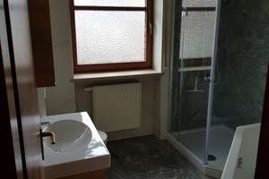 Ihr neues Zuhause mit viel Platz in einer Doppelhaushälfte in Cadolzburg – Die vollständige Adresse der Immobilie erhältst du vom Anbieter., 90556 Cadolzburg – Vorschaubild 10