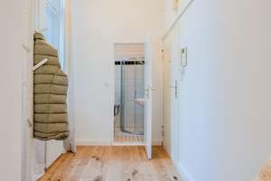 *PROVISIONSFREI* Bezugsfreie renovierte 2-Zimmer Altbauperle in hersschaftlichem Altbau in TOP-Lage – Prager Strasse 3, 10779 Wilmersdorf, Berlin – Vorschaubild 10