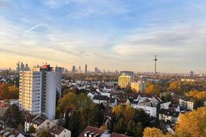 Über den Dächern Frankfurts: 2-Zimmer-Wohnung im 15. OG mit Skylineblick & Balkon – 60435 Eckenheim, Frankfurt am Main – Vorschaubild 2