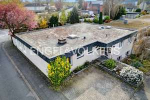 Großzügiger Bungalow mit vielseitigem Ausbaupotenzial in ruhiger Lage von Köln-Esch – Die vollständige Adresse der Immobilie erhältst du vom Anbieter., 50765 Esch/Auweiler, Köln – Vorschaubild 1