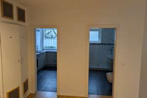 Provisions- und bezugsfrei: Attraktive 3-Zimmerwohnung mit Balkon in Bestlage von Nippes  – Die vollständige Adresse der Immobilie erhältst du vom Anbieter., 50733 Nippes (Ortsteil), Köln – Vorschaubild 7