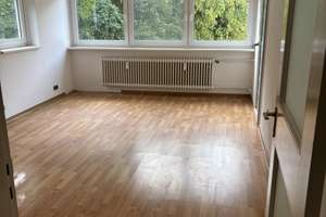 Helle 2-Zimmer Wohnung im 4. OG mit Balkon in Eichelkamp – Die vollständige Adresse der Immobilie erhältst du vom Anbieter., 38440 Eichelkamp, Wolfsburg – Vorschaubild 1