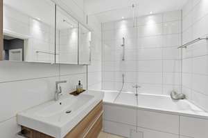 Modernisierte 4,5 Zimmer Wohnung mit eigenem Eingang und Garten in Ippendorf – Die vollständige Adresse der Immobilie erhältst du vom Anbieter., 53127 Ippendorf, Bonn – Vorschaubild 17