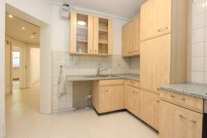 3-Zimmer-Erdgeschosswohnung mit Wintergarten in Hamburg-Eppendorf – Die vollständige Adresse der Immobilie erhältst du vom Anbieter., 20251 Eppendorf, Hamburg – Vorschaubild 13
