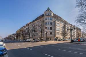 Zu Verkaufen! Möblierte 2-Zimmer-Wohnung mit Balkon unweit des Lietzensees am Kaiserdamm! – Kaiserdamm 86, 14057 Charlottenburg, Berlin – Vorschaubild 23
