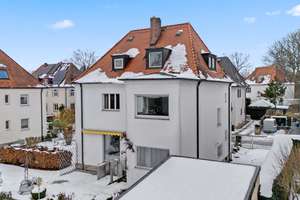 1205m² am Grünen Hügel! Stilvolle Stadtvilla mit traumhaftem Grundstück und guter Substanz – Die vollständige Adresse der Immobilie erhältst du vom Anbieter., 95445 Gartenstadt/Wendelhöfen, Bayreuth – Vorschaubild 26