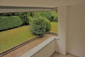 Helle 3-Zimmer-Wohnung mit modernem Bad und Balkon ins Grüne  – Elbestr. 14, 45136 Bergerhausen, Essen – Vorschaubild 2