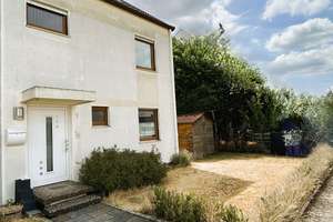 Gepflegtes Reihenendhaus mit 5 Zimmern in Würzburg-Lengfeld zu vermieten