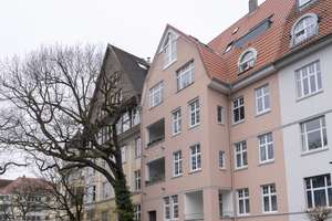 3-Zimmer Eigentumswohnung im 3. OG mit Balkon und Fahrstuhl (Vermietet) – Richard-Wagner-Str. 17, 30177 List, Hannover – Vorschaubild 1