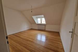 Ruhig wohnen in Käfertal – attraktive 2-ZKB-Dachgeschosswohnung