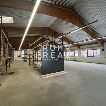 Gepflegte Lagerhalle in Warendorf | ebenerdige Andienung | hervorragende Lage | RUHR REAL