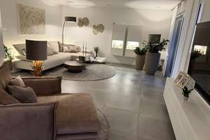Wohnen auf höchstem Niveau – Exklusives Architektenhaus m. Wintergarten, Wellnessbereich  PV-Anlage – Die vollständige Adresse der Immobilie erhältst du vom Anbieter., 38446 Barnstorf, Wolfsburg – Vorschaubild 2