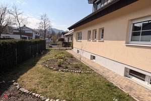*REMAX PREMIUM!* Wohlfühl-EFH der Extraklasse mit Südsonne und Freiblick auf St.-Katharinen-Kapelle – Die vollständige Adresse der Immobilie erhältst du vom Anbieter., 79346 Endingen am Kaiserstuhl – Vorschaubild 4