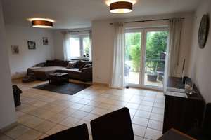Doppelhaushälfte mit Garten & Garage in Ingolstadt-Gerolfing – Die vollständige Adresse der Immobilie erhältst du vom Anbieter., 85049 West, Ingolstadt – Vorschaubild 2