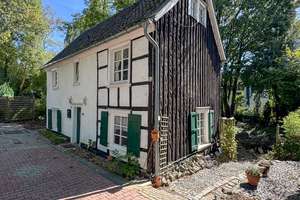 Kleine Hofschaft – historisch sowie denkmalgeschützt! – Die vollständige Adresse der Immobilie erhältst du vom Anbieter., 42109 Uellendahl-Katernberg, Wuppertal – Vorschaubild 4