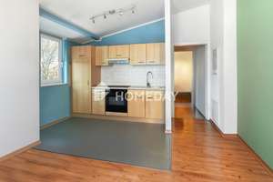 Ruhig, zentral, besonders – 2-Zimmer-Wohnung mit Dachterrasse, EBK und TG-Stellplatz! – Die vollständige Adresse der Immobilie erhältst du vom Anbieter., 4277 Connewitz, Leipzig – Vorschaubild 8