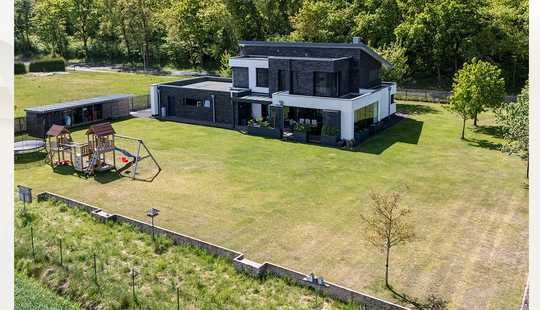 Bild von Energieeffizientes Einfamilienhaus auf 2.300 m² Grundstück in Esterwegen
