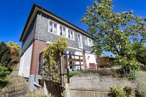 Ein Haus wie aus dem Bilderbuch - Einfamilienhaus in Cronenberg auf riesigem Grundstück – Die vollständige Adresse der Immobilie erhältst du vom Anbieter., 42349 Cronenberg, Wuppertal – Vorschaubild 16