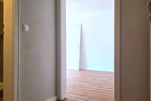 Kernsanierte 1-Zimmer-Wohnung in Traumlage am Nymphenburger Kanal – Die vollständige Adresse der Immobilie erhältst du vom Anbieter., 80639 Nymphenburg, München – Vorschaubild 3