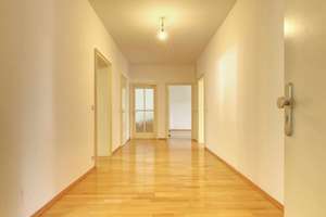 Mainz Oberstadt # großzügige 5 Zimmerwohnung im 1. Obergeschoss # Einbauküche # Gartenanteil – Am Stiftswingert 13, 55131 Oberstadt, Mainz – Vorschaubild 10