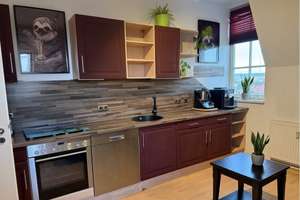 HERRLICHE MAISONETTEWOHNUNG MIT SONNENBALKON! Einbauküche kann übernommen werden – Die vollständige Adresse der Immobilie erhältst du vom Anbieter., 99085 Krämpfervorstadt, Erfurt – Vorschaubild 3