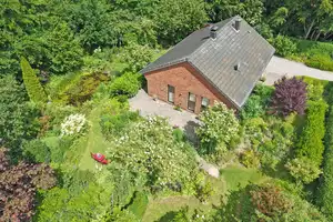 Ebenerdiges Einfamilienhaus mit traumhaft angelegtem Garten – Nordfriesland (Kreis) – Vorschaubild 24