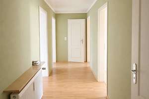 Helle 3,5-Zimmer Wohnung mit Balkon im 1. OG in Dortmund-Klinikviertel