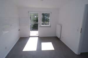 Modernisierte 2 Zimmer mit Balkon in Lennep