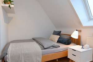 Wunderschön und neu möblierte Wohnung in Hedelfingen mit Balkon – Die vollständige Adresse der Immobilie erhältst du vom Anbieter., 70329 Hedelfingen (Ortsteil), Stuttgart – Vorschaubild 16