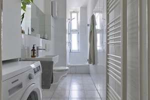 Stilvolle Altbauwohnung im Gartenhaus · Charlottenburg · Pied à Terre – Mindener Straße 25, 10589 Charlottenburg, Berlin – Vorschaubild 5