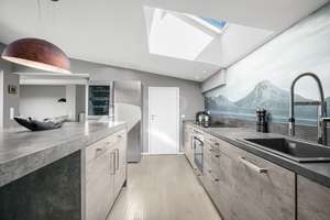 Charmantes 5 Zi.- Penthouse mit Aufzug und Dachterrasse in Bestlage! – Die vollständige Adresse der Immobilie erhältst du vom Anbieter., 22087 Hohenfelde, Hamburg – Vorschaubild 11