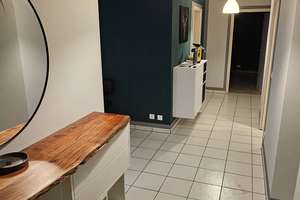 Großzügige, teilmöblierte 3,5-Zimmer-Wohnung mit Terrasse, Garage und Wallbox in der Karlsruher Osts
