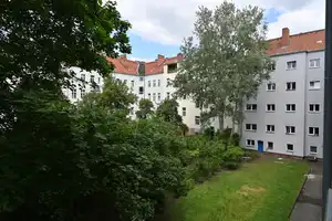 Property thumbnail 2