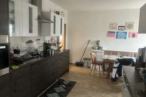 Solides Mehrfamilienhaus mit 4 Einheiten | 494 m² | Baujahr 1970 | Ruhige Lage in Scheinfeld – Würzburger Straße 13, 91443 Scheinfeld – Vorschaubild 10