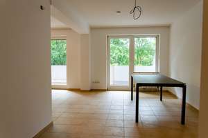 Direkt am Wöhrder See wohnen - helle 2,5 Zimmerwohnung, 2 Balkone + TG-STP, zentral in Mögeldorf – Mögeldorfer Hauptstraße 31, 90482 Mögeldorf, Nürnberg – Vorschaubild 2