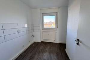 In Bonn! Gepflegte 2-Zimmer Wohnung mit zwei Balkone! – Verdistraße 12, 53115 Weststadt, Bonn – Vorschaubild 5